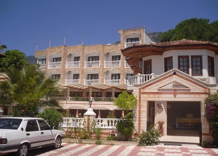 Ates Ξενοδοχείο