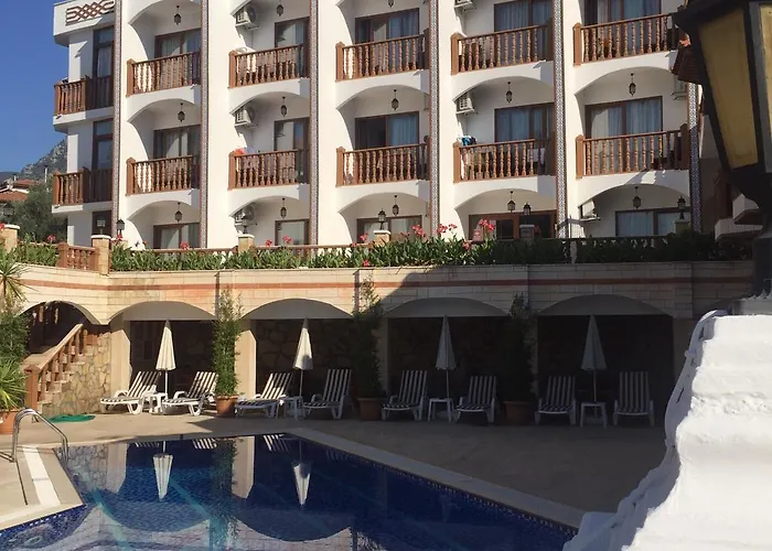 Ξενοδοχείο Ates 3*