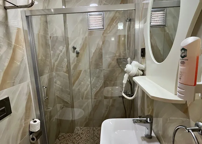 Ates Ξενοδοχείο 3*